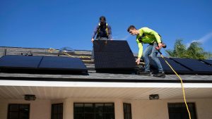 Photovoltaik-Kosten: Preise pro kWp, Speicher und Nebenkosten